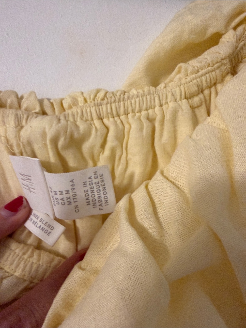 H&M Butter Yellow Off-Shoulder Ruffle Mini Dress - Picture 2 of 4